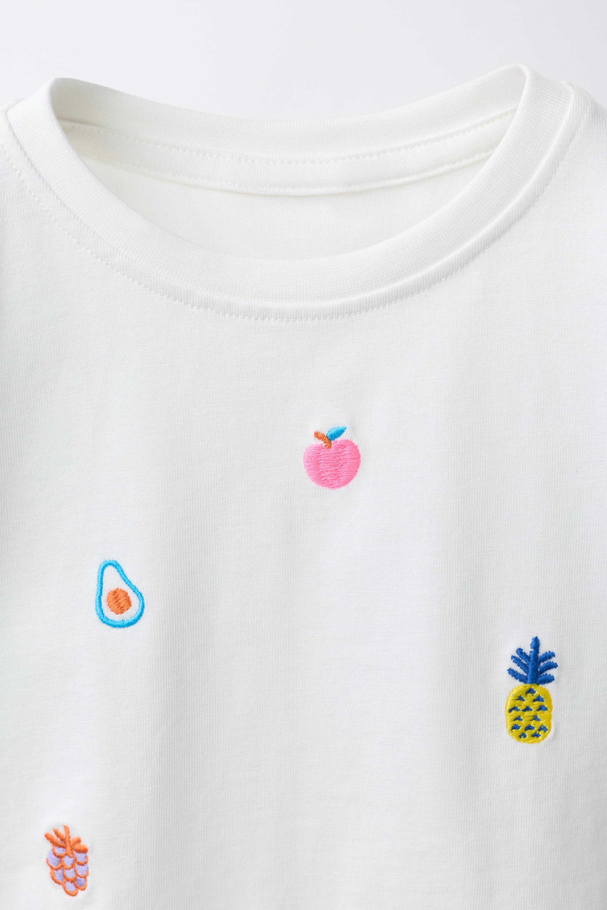 T-SHIRT BRODÉ